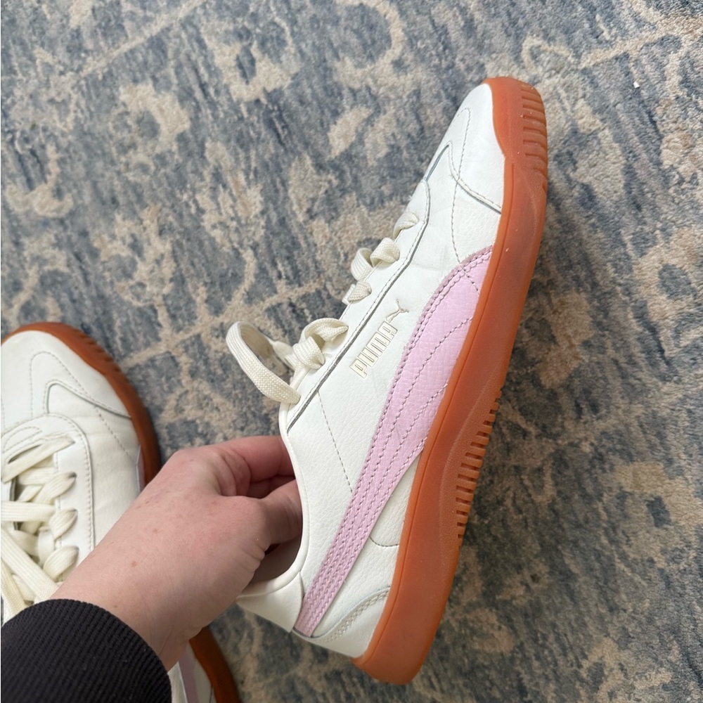 Puma Women's Cream and Pink Sneakers - Picture 2 of 5